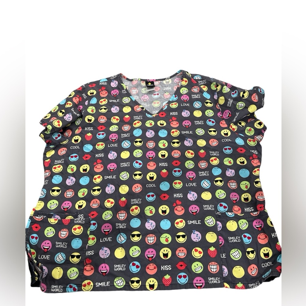 SMILEY WORLD Grey Multi-Color‎ Emoji Scrub Top Size 3XL